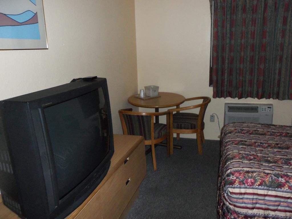 Glenview Motel Dubuque Luaran gambar
